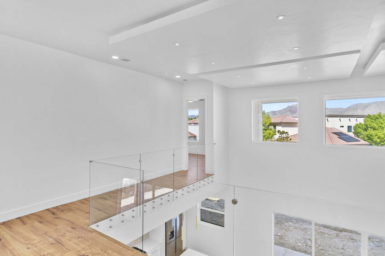 2200 Hacienda Rey loft bridge